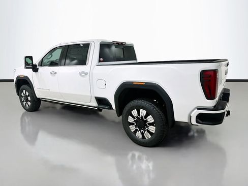 New 2026 GMC Sierra 2500 Denali w/ Denali Reserve Package AWD/4WD image 5