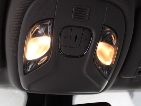 Used 2022 Jeep Compass Trailhawk w/ Trailhawk Convenience Group image 42