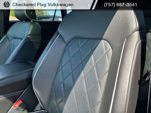 Used 2024 Volkswagen Atlas Cross Sport SEL Premium R-Line w/ Adventure Package AWD/4WD image 23