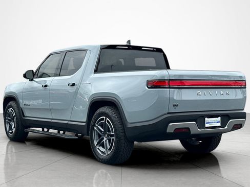 Used 2025 Rivian R1T Adventure AWD/4WD image 3
