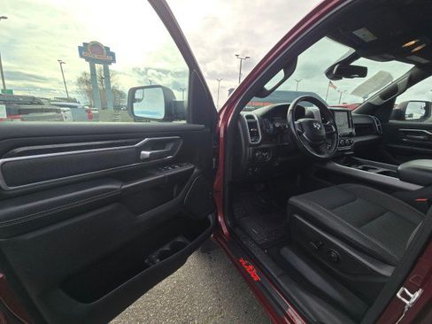 Used 2019 RAM 1500 Big Horn AWD/4WD image 23