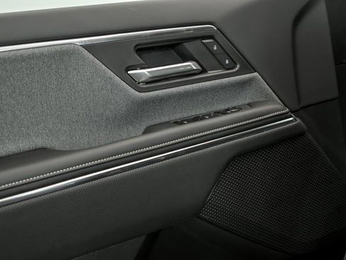 New 2026 GMC Sierra EV Elevation image 5