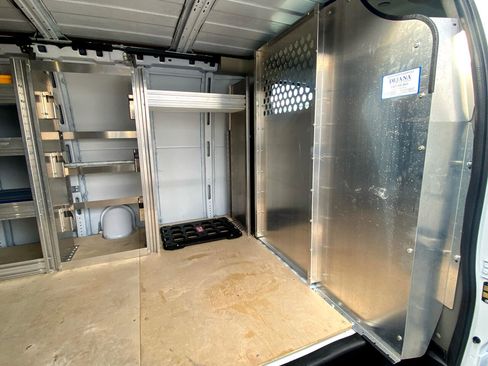 Used 2025 Chevrolet Express 2500 RWD 2500 155 w/ Communications Package image 6