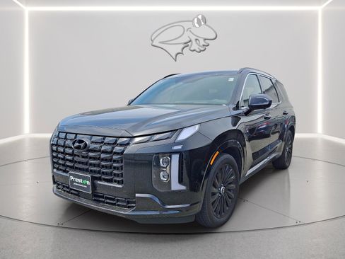 Used 2025 Hyundai Palisade Calligraphy AWD/4WD image 3