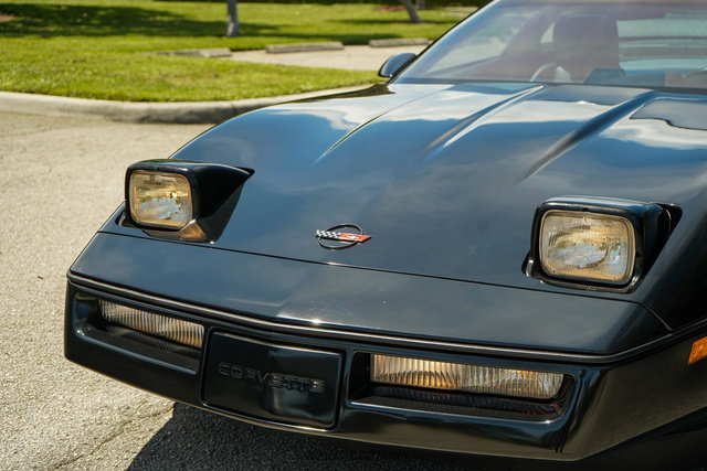 Used 1990 Chevrolet Corvette ZR-1 RWD image 70