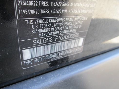 Used 2016 Land Rover Range Rover Supercharged image 17