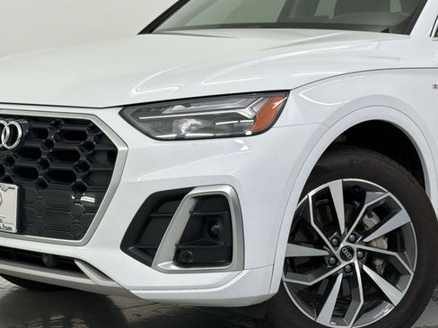 Used 2023 Audi Q5 2.0T Premium Plus w/ Premium Plus Package AWD/4WD image 11