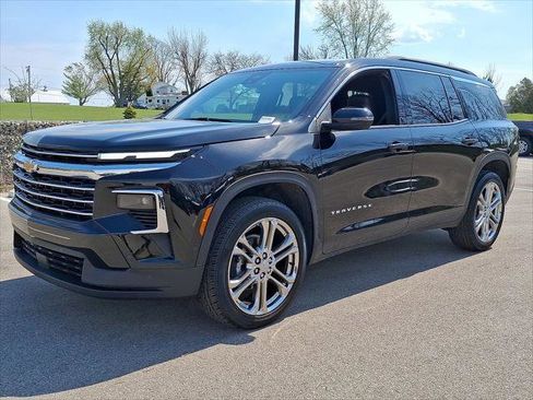 New 2025 Chevrolet Traverse LT w/ Enhanced Driving Package FWD image 10