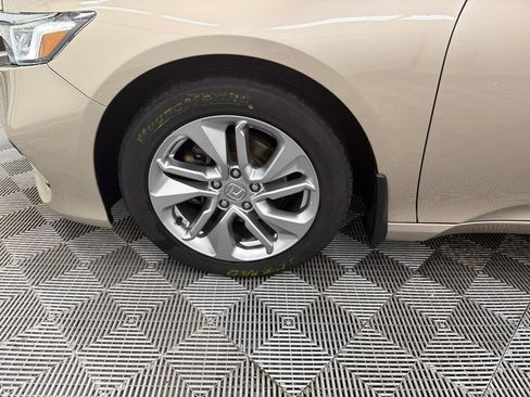 Used 2019 Honda Accord LX image 11