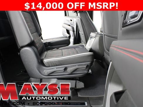 New 2026 GMC Yukon XL AT4 Ultimate AWD/4WD image 28