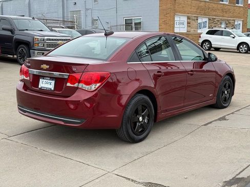 Used 2016 Chevrolet Cruze LT w/ Sun And Sound Package FWD image 6