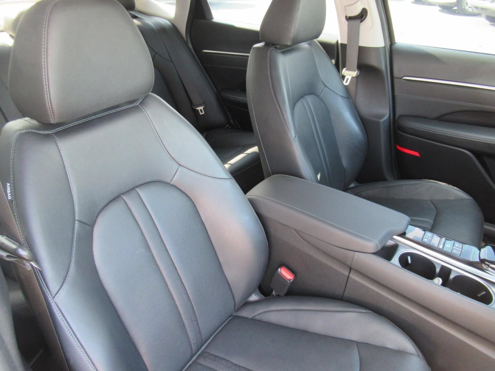 Used 2022 Hyundai Sonata Limited FWD image 9