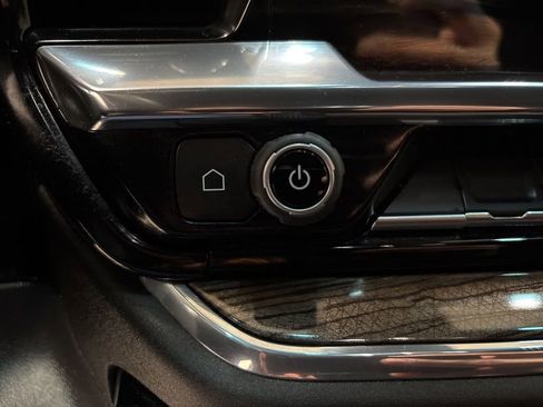 Used 2024 Chevrolet Silverado 1500 RST image 24