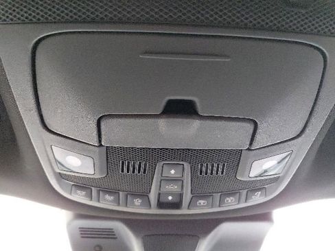 Used 2024 Lincoln Navigator Premiere AWD/4WD image 24