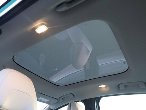 New 2026 Nissan Leaf Platinum+ w/ Cargo Package (Platinum+) image 9