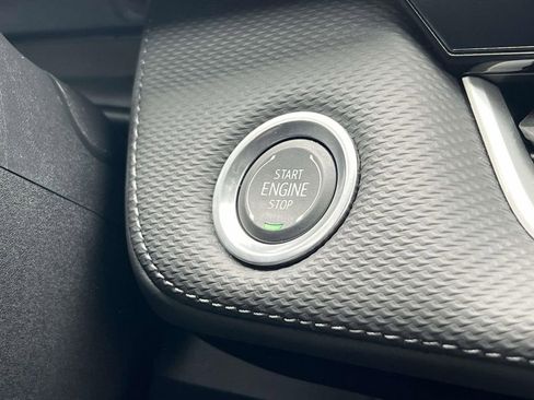 Used 2025 Chevrolet Equinox LT w/ Midnight Edition image 31