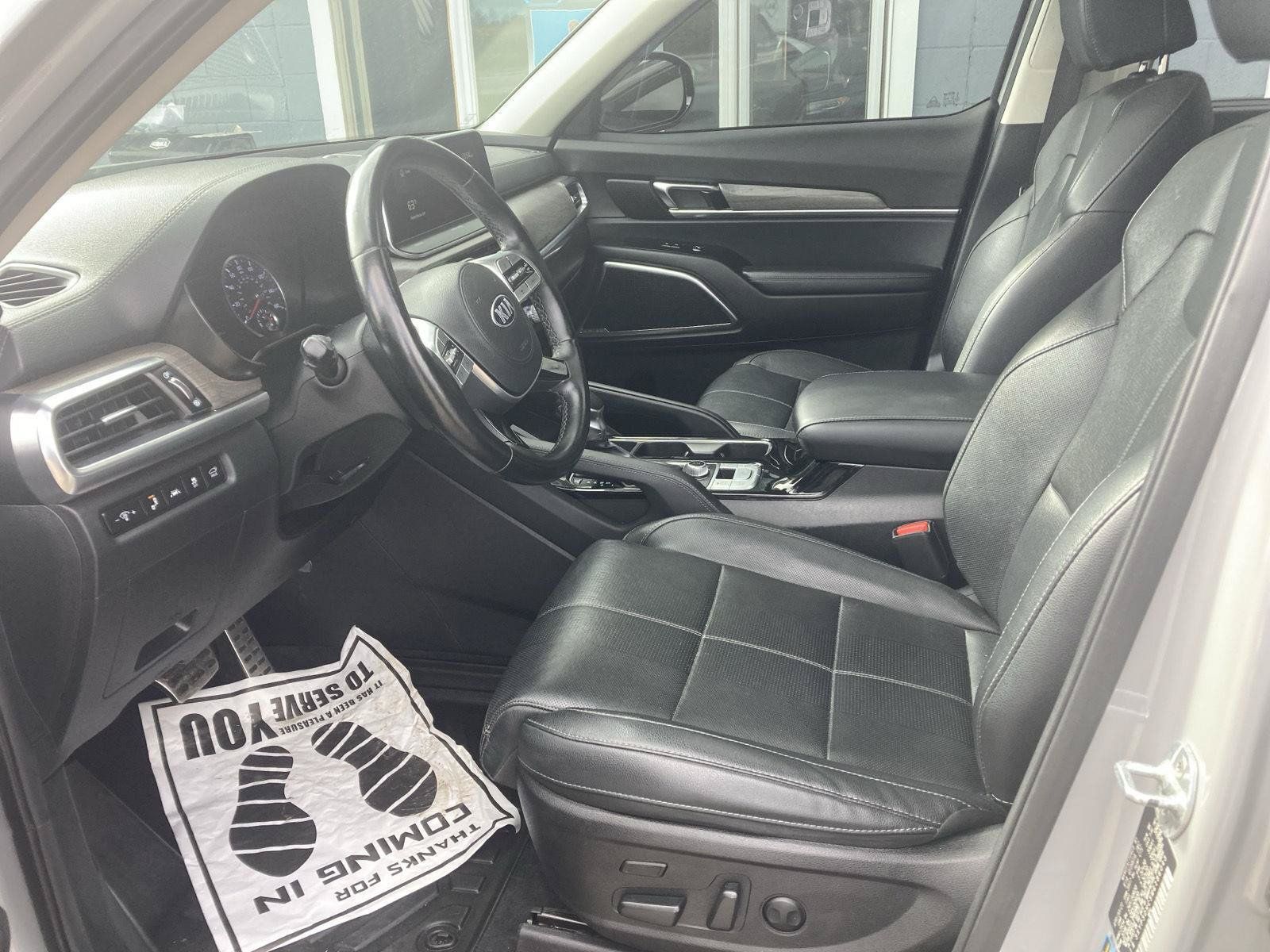 Used 2021 Kia Telluride SX w/ Nightfall Edition Package AWD/4WD image 11