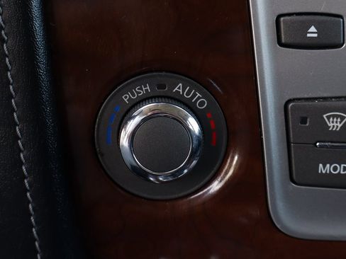 Used 2019 INFINITI QX80 Luxe image 38