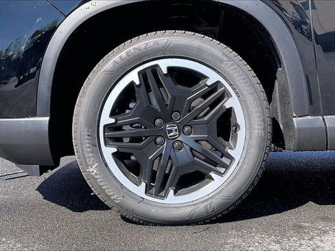 New 2026 Honda Pilot Touring image 8