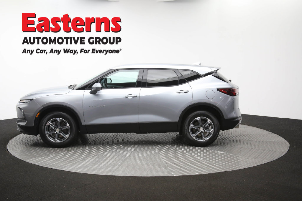 Used 2025 Chevrolet Blazer LT FWD image 64