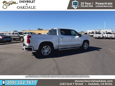 Used 2025 Chevrolet Silverado 1500 High Country AWD/4WD image 12