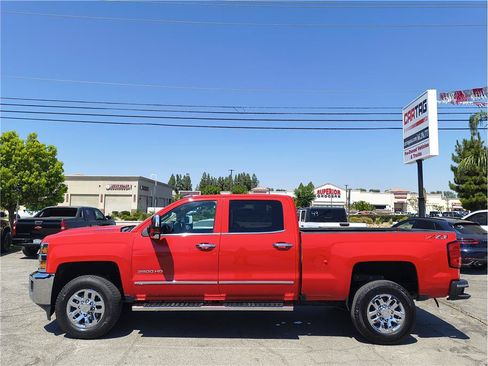 Used 2018 Chevrolet Silverado 2500 LTZ w/ Duramax Plus Package AWD/4WD image 17