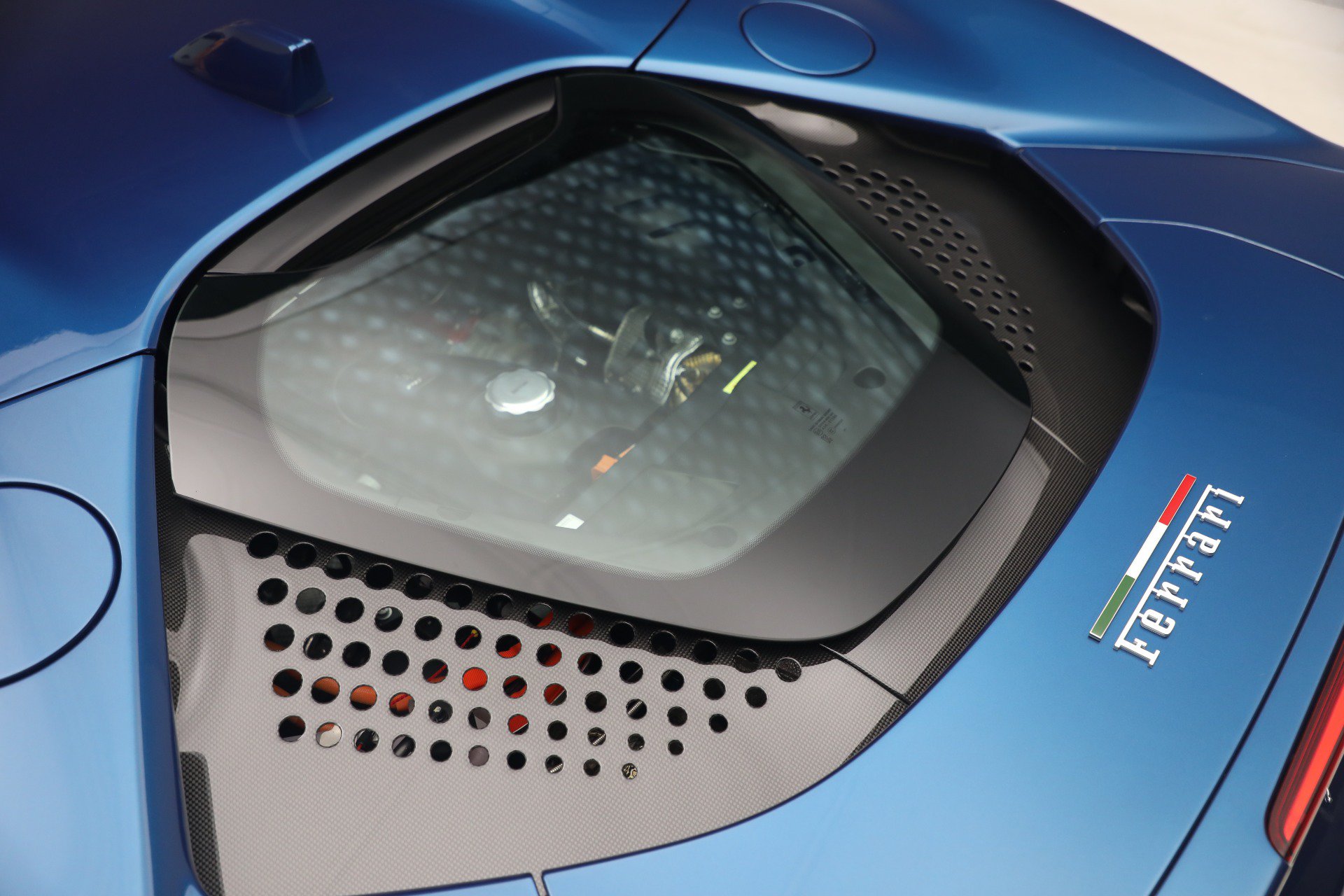 Used 2024 Ferrari SF90 Spider AWD/4WD image 23