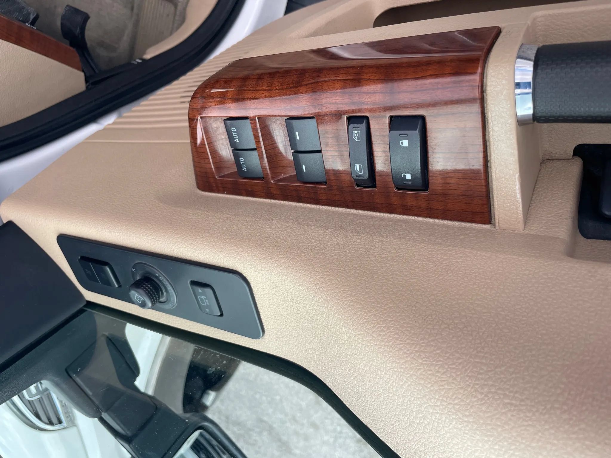 Used 2015 Ford F350 King Ranch AWD/4WD image 21