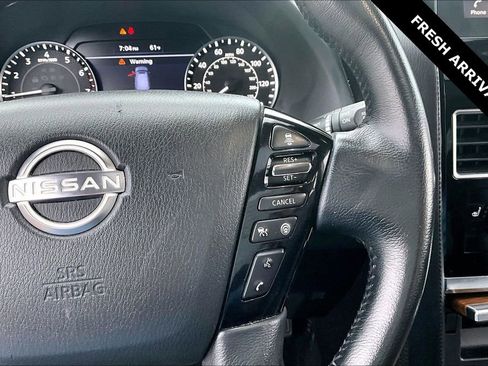 Used 2022 Nissan Armada SL w/ Captain's Chairs Package AWD/4WD image 12
