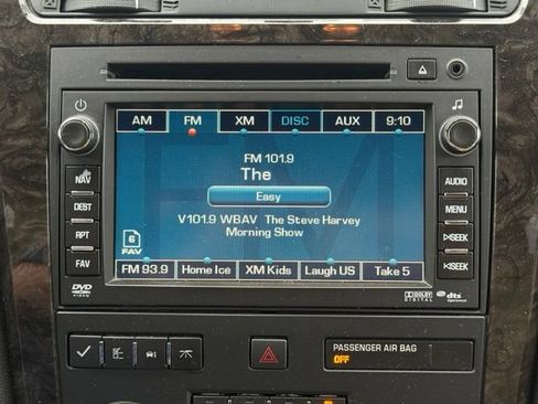 Used 2011 GMC Acadia Denali FWD image 24
