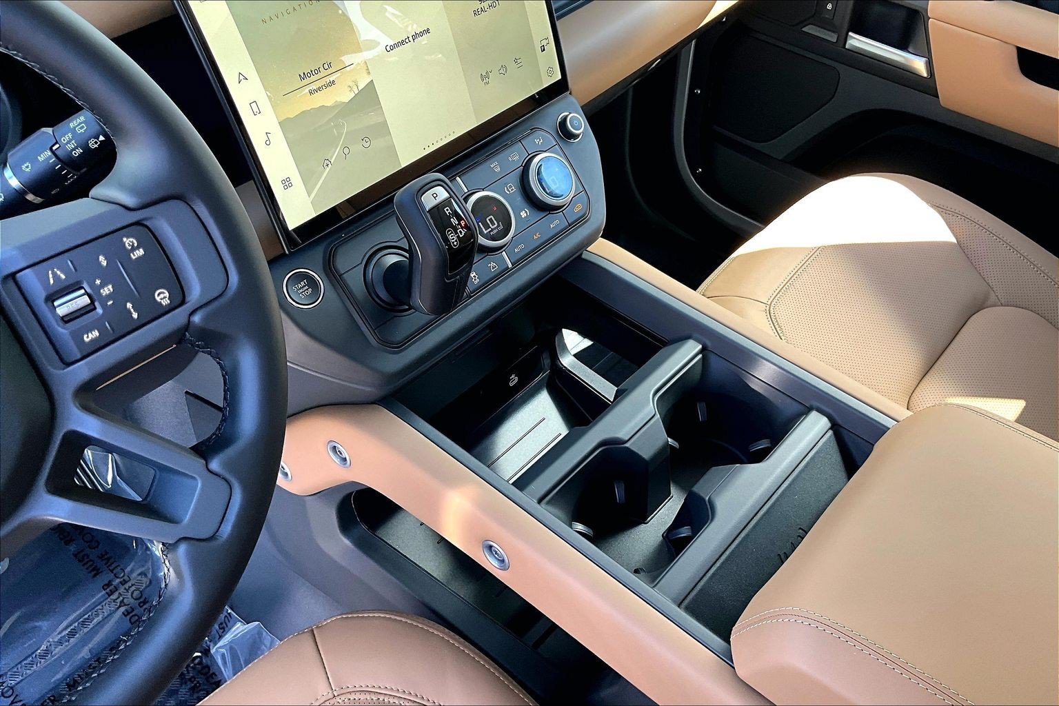 New 2026 Land Rover Defender 110 S AWD/4WD image 8