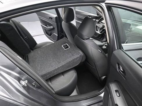 Used 2025 Nissan Altima 2.5 SV image 26