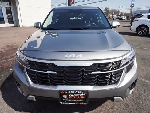 Used 2026 Kia Seltos LX image 2