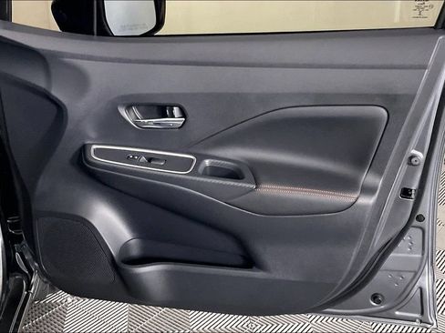 Used 2025 Nissan Versa SR w/ Trunk Package FWD image 22