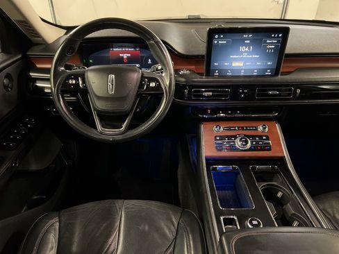 Used 2020 Lincoln Aviator Reserve w/ Elements Package Plus image 10