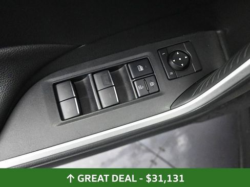 Used 2023 Toyota RAV4 XLE Premium image 31