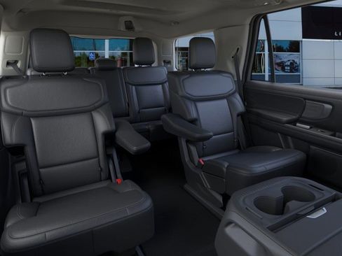New 2026 Ford Expedition Platinum w/ Driver's Package image 11