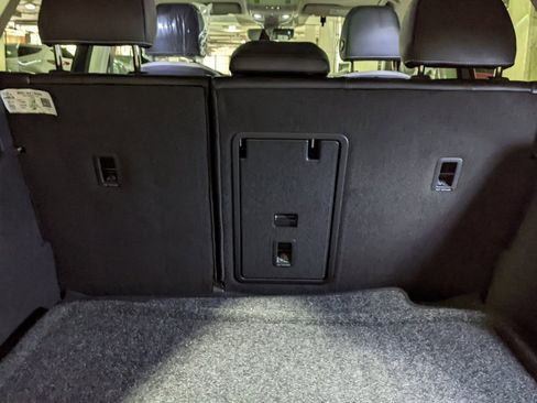 New 2026 Volkswagen Taos SE image 28