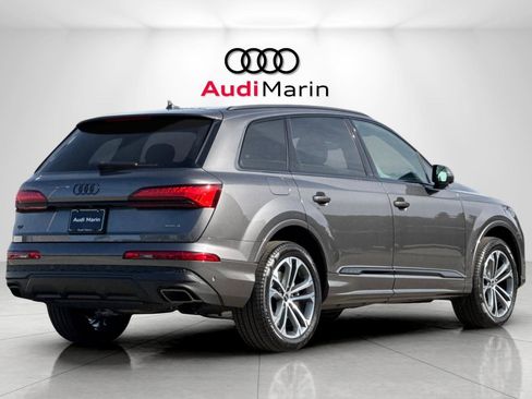 Used 2026 Audi Q7 2.0T Premium w/ Convenience Plus Package AWD/4WD image 5
