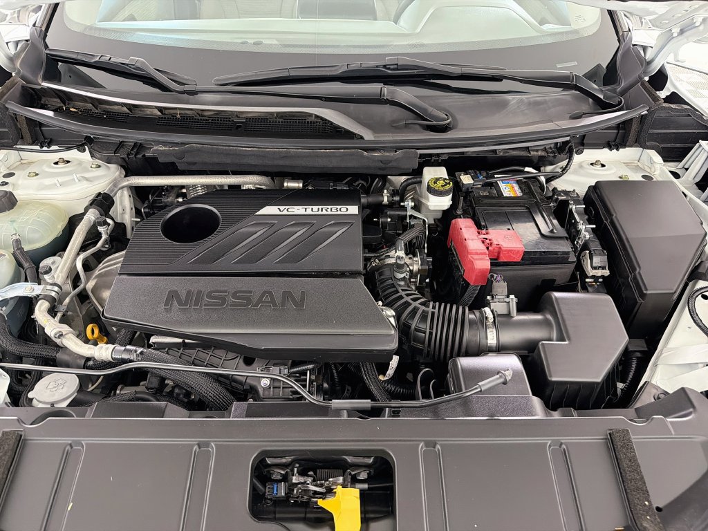 Used 2023 Nissan Rogue SV FWD image 31