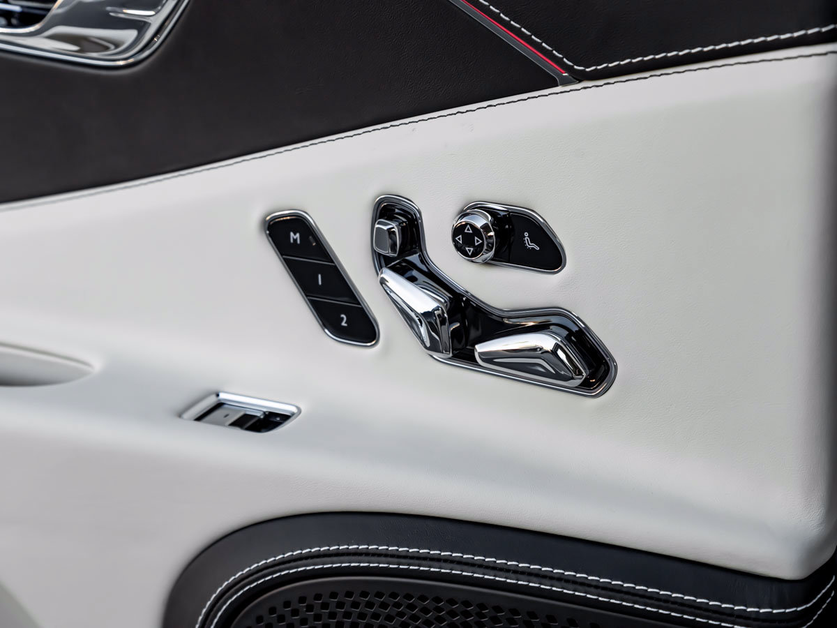 Used 2026 Bentley Flying Spur V8 AWD/4WD image 29