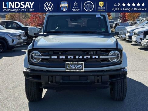 Used 2022 Ford Bronco Outer Banks image 2