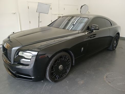 Used 2018 Rolls-Royce Wraith RWD image 5