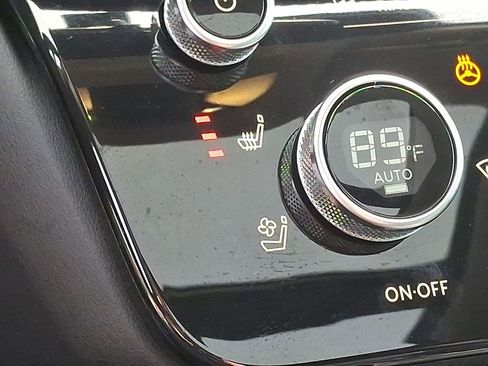 Used 2025 INFINITI QX60 Luxe w/ Vision Package image 27