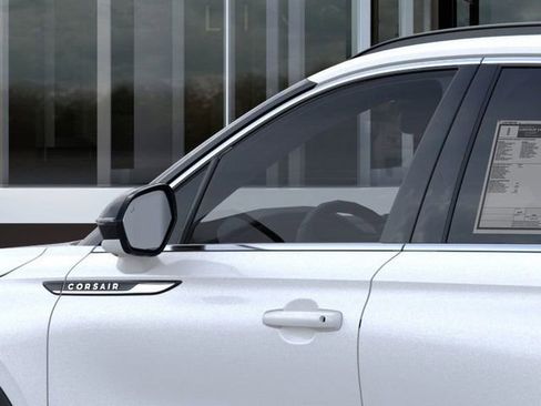 New 2026 Lincoln Corsair Premiere image 20