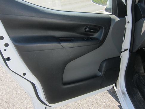 Used 2020 Nissan NV200 SV FWD image 7