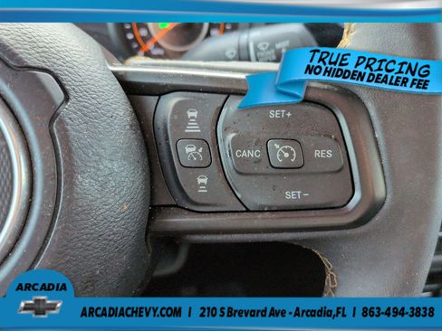Used 2024 Jeep Gladiator Sport AWD/4WD image 25