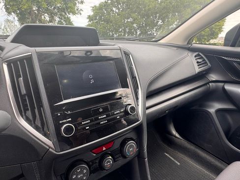 Used 2019 Subaru Crosstrek 2.0i Premium image 20