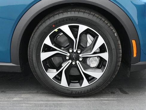 New 2026 Ford Mustang Mach-E Select RWD image 21