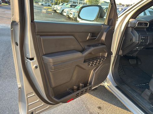 New 2025 Toyota Tacoma SR image 14